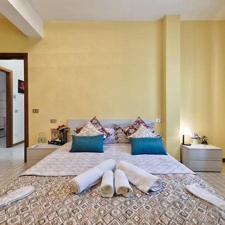 Venice Miramare Residence Zelo Екстериор снимка